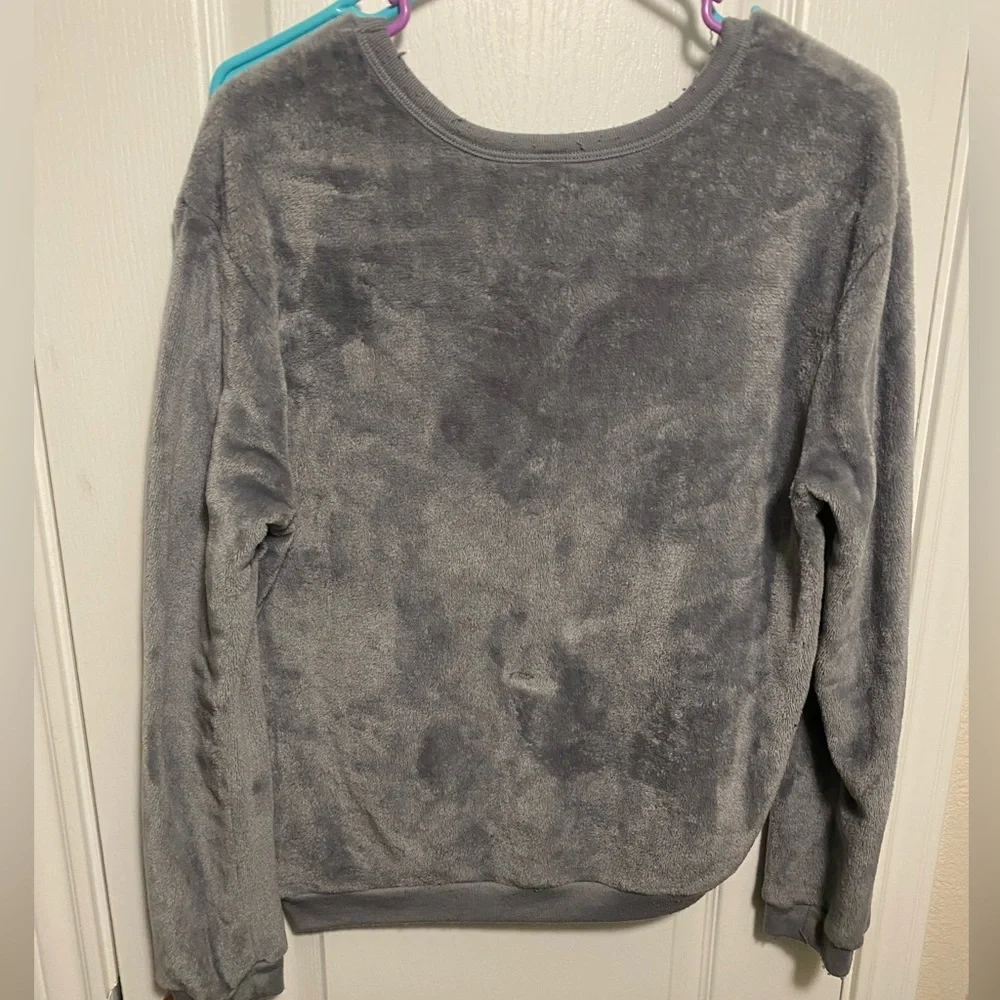 Sweater - Picture 3 of 3